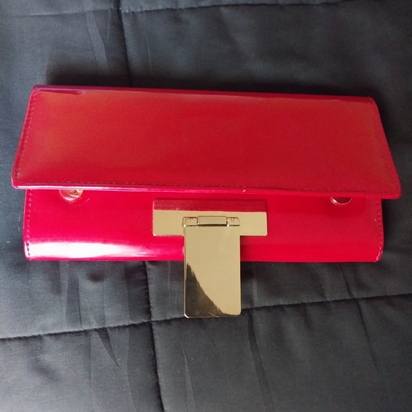 Aldo Shiny Red Clutch with Silver Accent - Picture 2 of 3